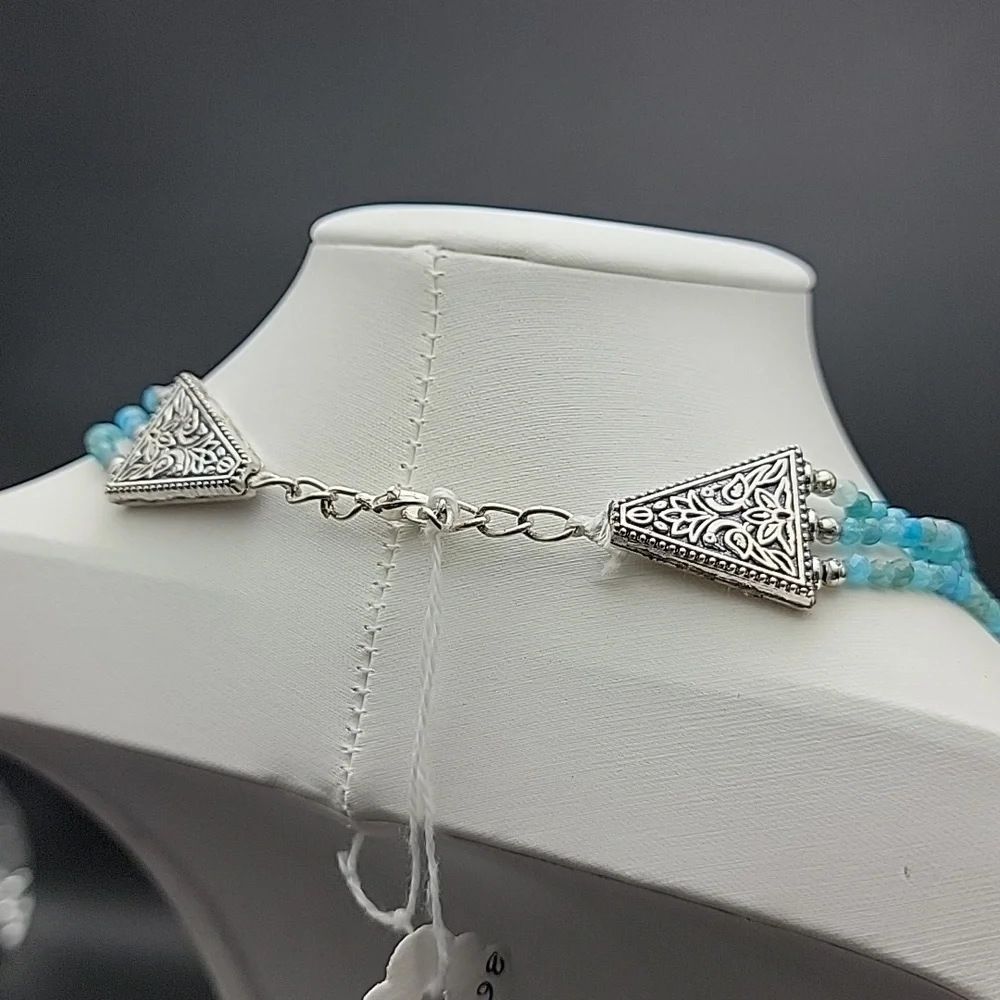 Beautiful 155 Cts genuine natural 3mm faceted blue Apatite chip beads rich shade